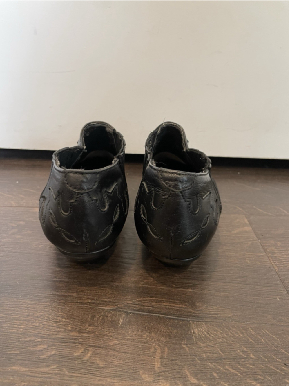 Vintage Black Leather Western Style Boho Loafer Booties Cowgirl Pointed Toe 7.5 - Picture 5 of 10
